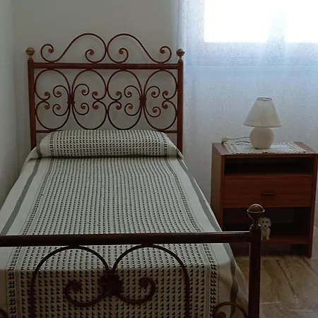 Holiday-house-saba-lupino *