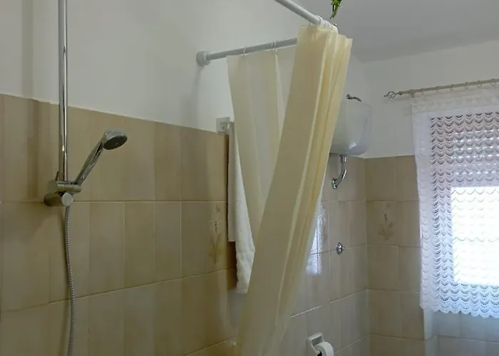 Apartament Holiday-house-saba-lupino *