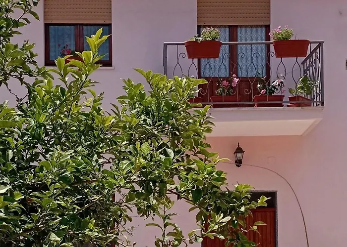 Holiday-house-saba-lupino Apartman